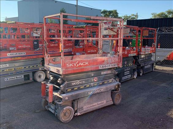 2014 Skyjack SJIII3219 Scissor Lift