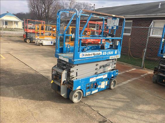 2014 Genie GS-1930 Scissor Lift