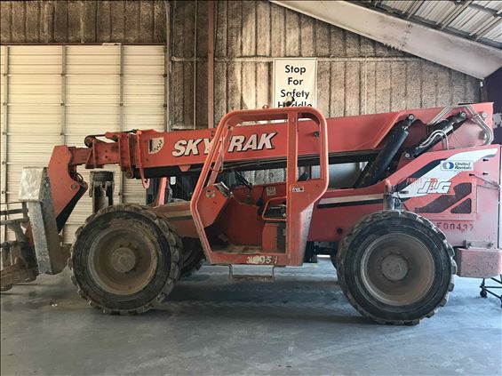 2014 SKYTRAK 10054 Rough Terrain Forklift