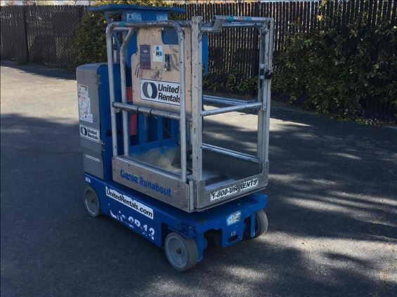 2011 Genie GR-12 Scissor Lift