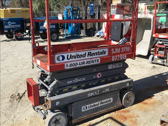 2015 Skyjack SJIII3219 Scissor Lift