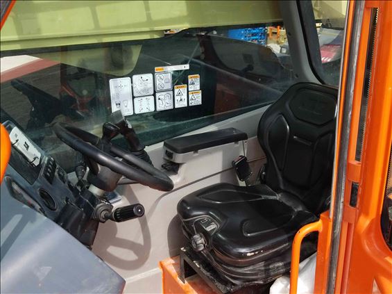 2017 JLG 1055 Forklift