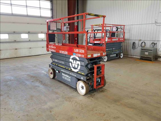 2012 Skyjack SJIII3226 Scissor Lift