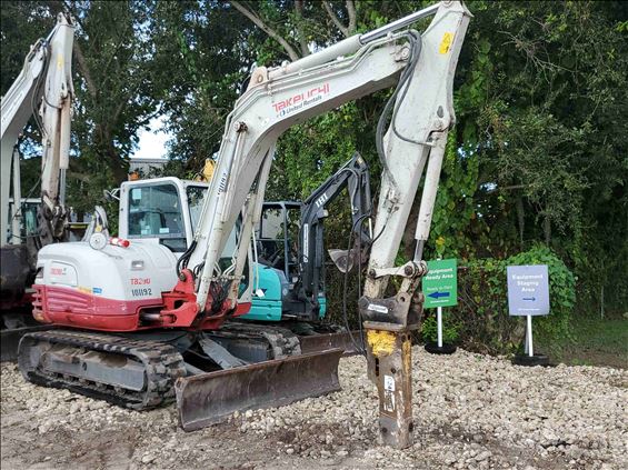 2015 Takeuchi TB290 Mini-Excavator