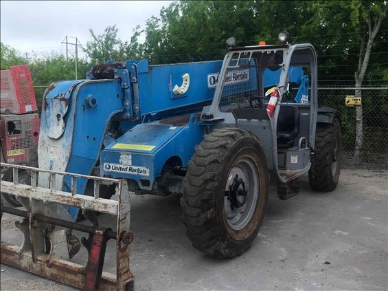 2013 Genie GTH-844 S Rough Terrain Forklift