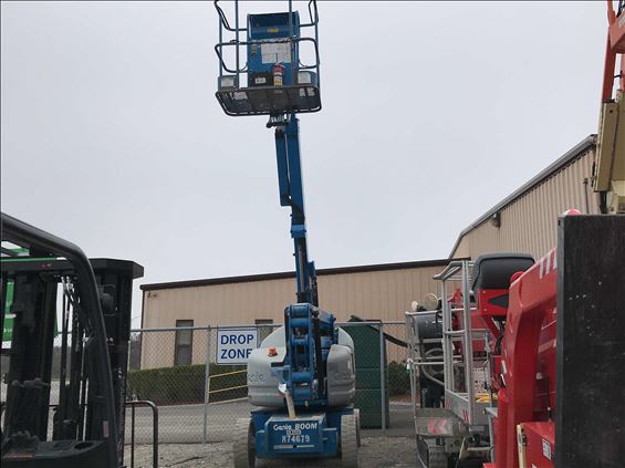 2012 Genie Z-40/23N RJ Boom Lift