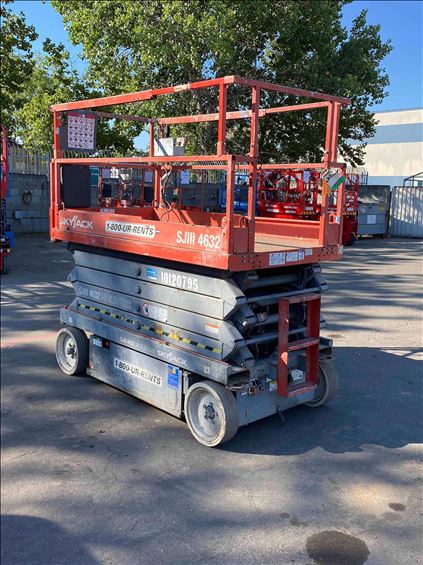 2013 Skyjack SJIII4632 Scissor Lift