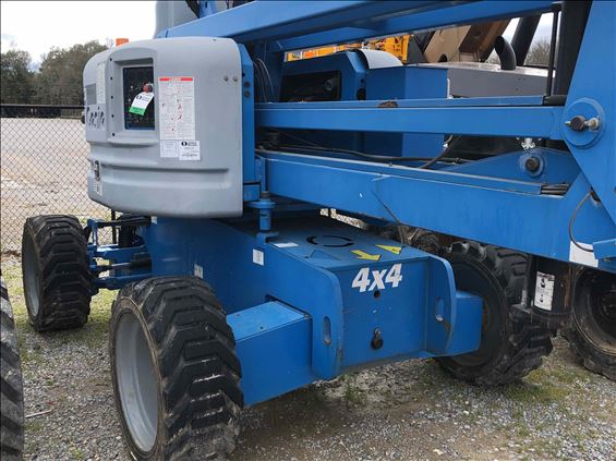 2011 Genie Z-60/34 Boom Lift