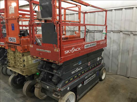 2014 Skyjack SJIII3226 Scissor Lift