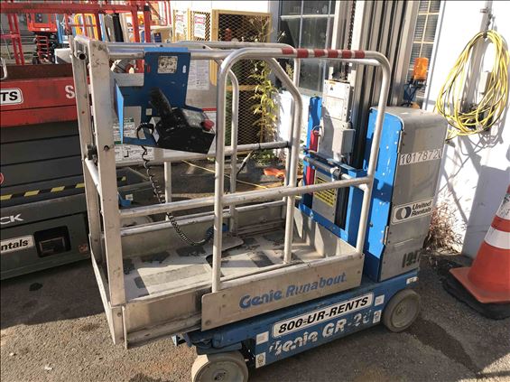 2013 Genie GR-20 Scissor Lift