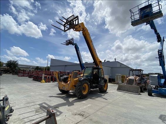 2016 JCB 510-56 S Rough Terrain Forklift