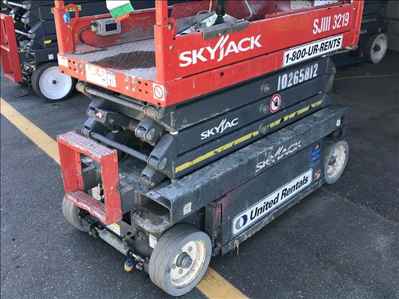 2014 Skyjack SJIII3219 Scissor Lift