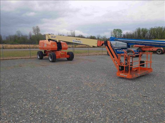 2013 JLG 860SJ Boom Lift