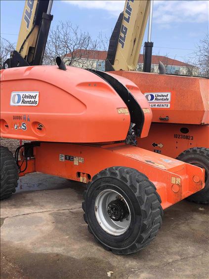 2012 JLG 400S Boom Lift