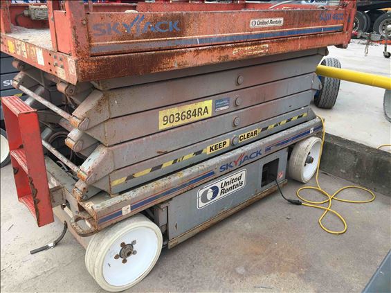 2012 Skyjack SJIII4632 Scissor Lift