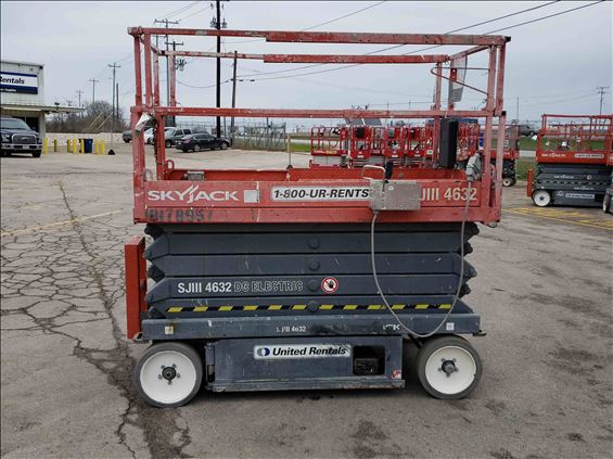 2013 Skyjack SJIII4632 Scissor Lift