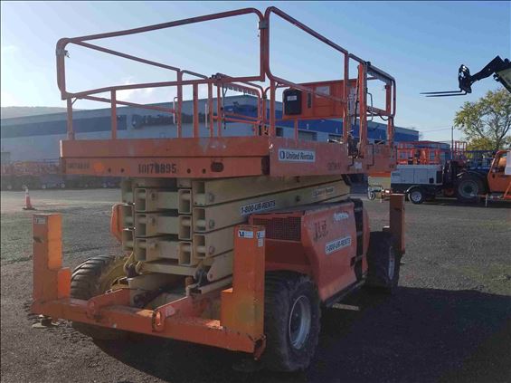 2013 JLG 4394RT Scissor Lift