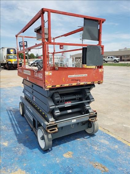 2014 Skyjack SJIII4632 Scissor Lift