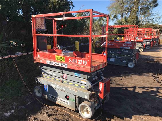 2014 Skyjack SJIII3219 Scissor Lift