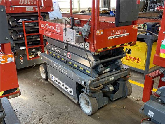 2015 Skyjack SJIII3219 Scissor Lift