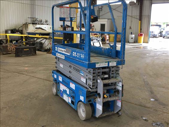 2015 Genie GS-1930 Scissor Lift
