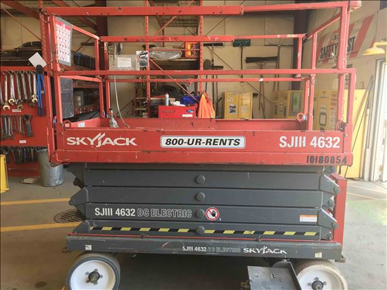 2013 Skyjack SJIII4632 Scissor Lift