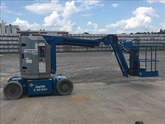 2013 Genie Z-30/20N RJ EE Boom Lift