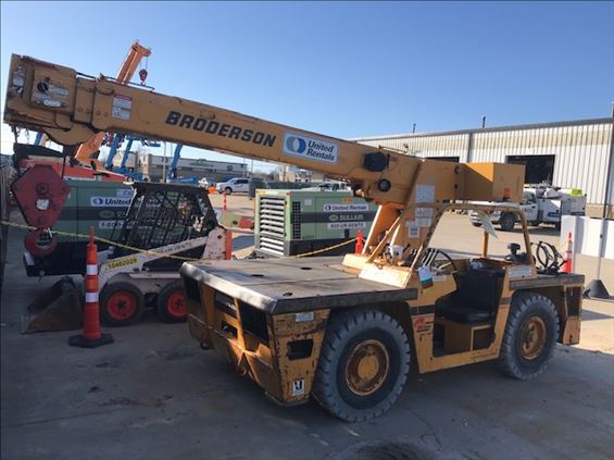 2006 Broderson IC-80-3G Crane