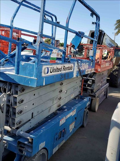2014 Genie GS-3246 Scissor Lift
