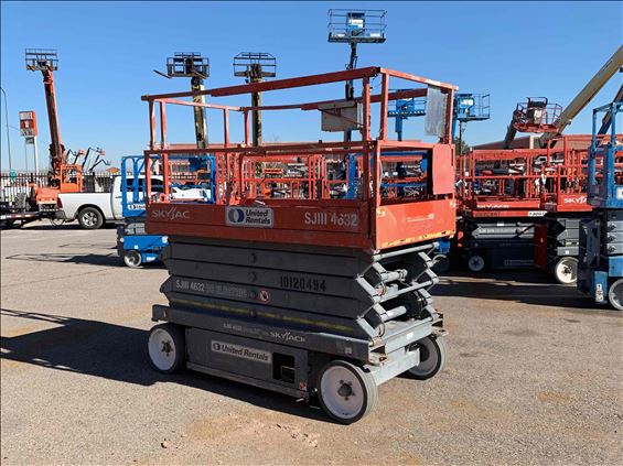 2013 Skyjack SJIII4632 Scissor Lift