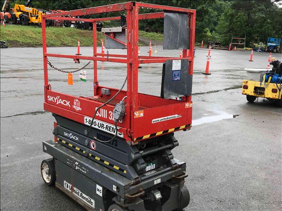 2015 Skyjack SJIII3219 Scissor Lift