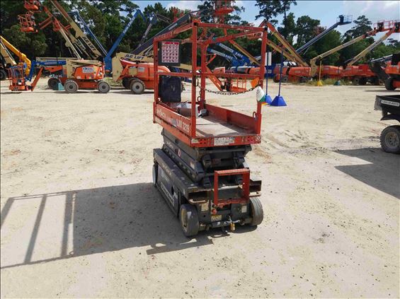 2014 Skyjack SJIII3219 Scissor Lift