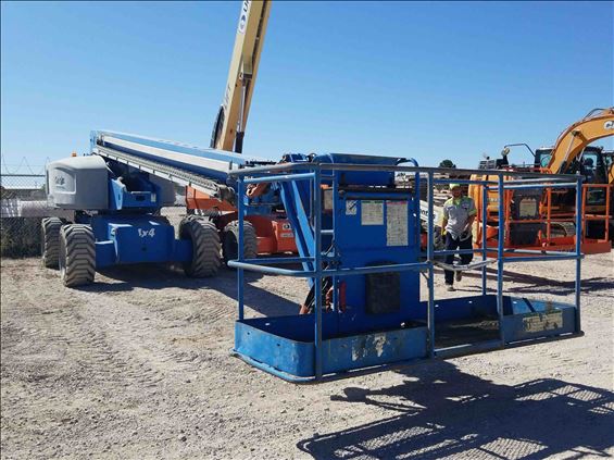 2014 Genie S-85 Boom Lift