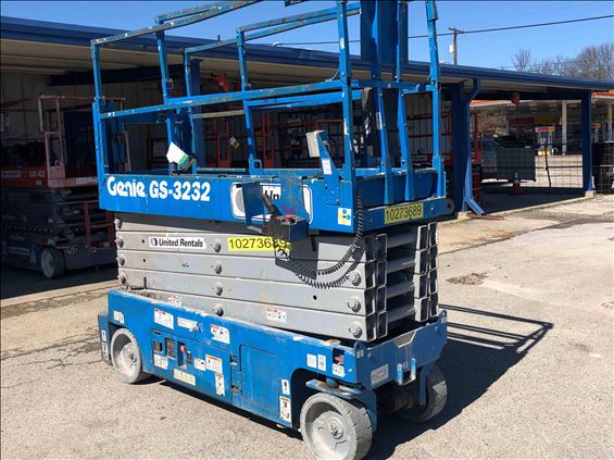 2014 Genie GS-3232 Scissor Lift