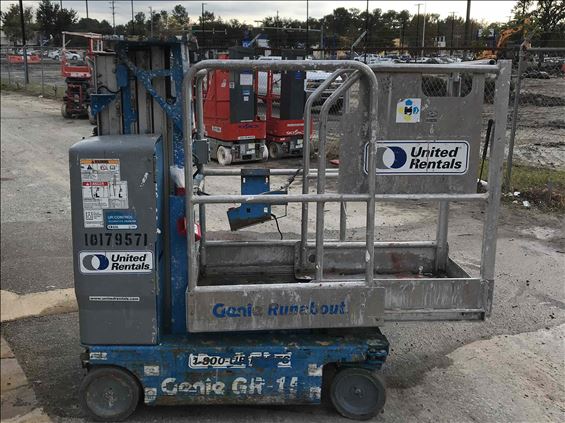 2013 Genie GR-15 Scissor Lift