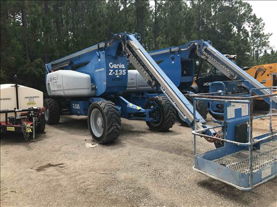 2012 Genie Z-135/70 Boom Lift
