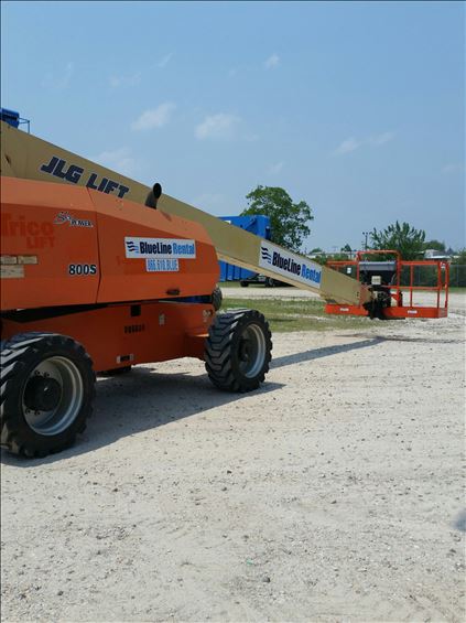 2013 JLG 800S Boom Lift