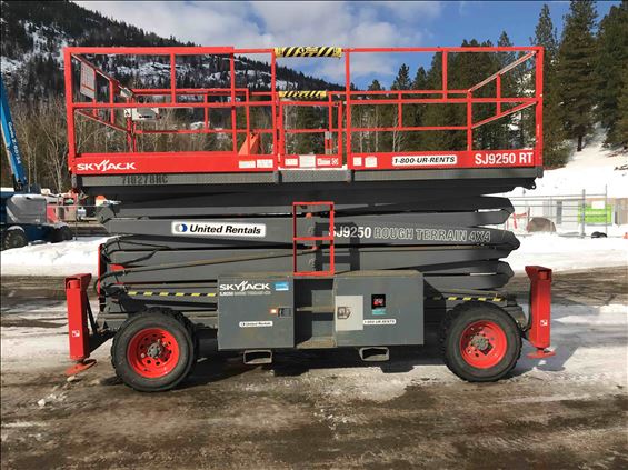 2007 Skyjack SJ9250RT Scissor Lift