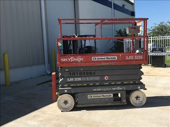 2012 Skyjack SJIII3226 Scissor Lift