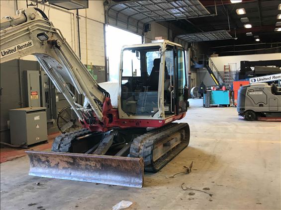 2016 Takeuchi TB290C Mini-Excavator