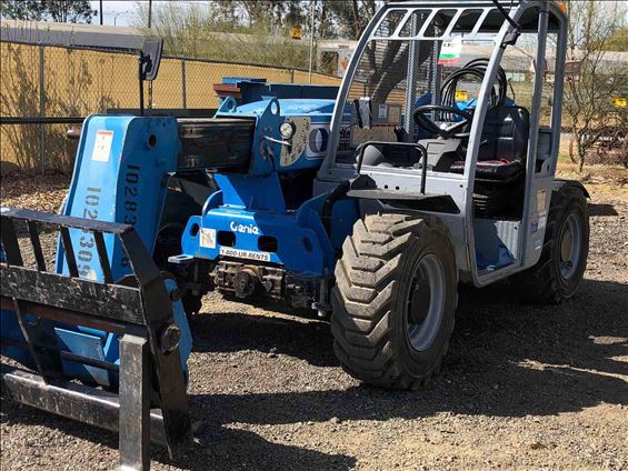 2014 Genie GTH-5519 Rough Terrain Forklift