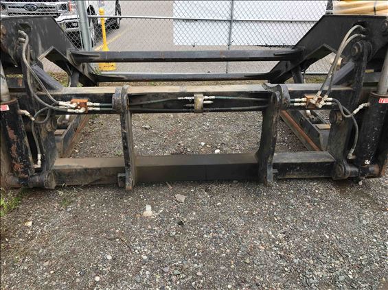 2015 TAG Manufacturing 72"CARR CASE821 Attachment