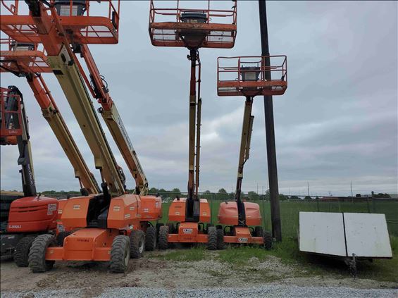2013 JLG 660SJ Boom Lift