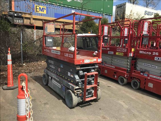 2014 Skyjack SJIII3226 Scissor Lift