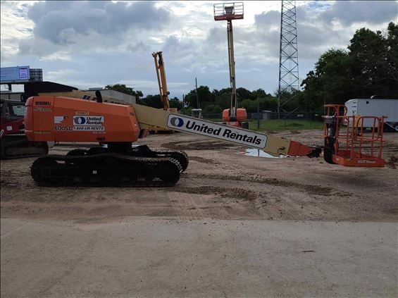 2013 JLG 600SC Boom Lift