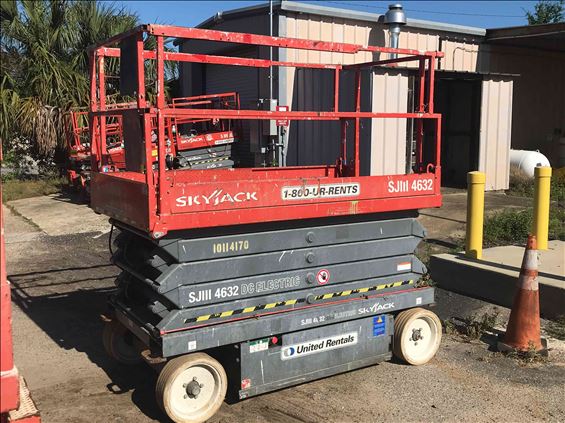 2013 Skyjack SJIII4632 Scissor Lift