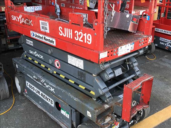 2014 Skyjack SJIII3219 Scissor Lift