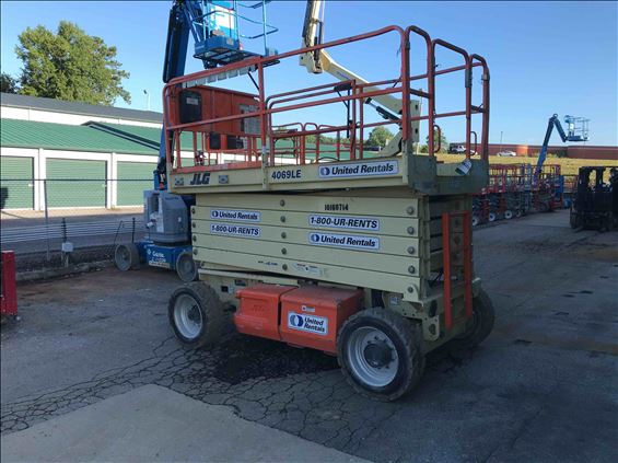 2013 JLG 4069LE Scissor Lift