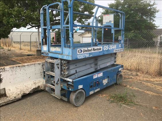 2014 Genie GS-2646 Scissor Lift