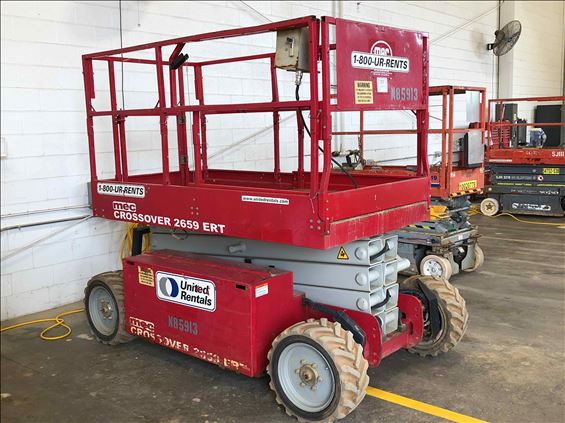 2014 MEC 2659ERT Scissor Lift